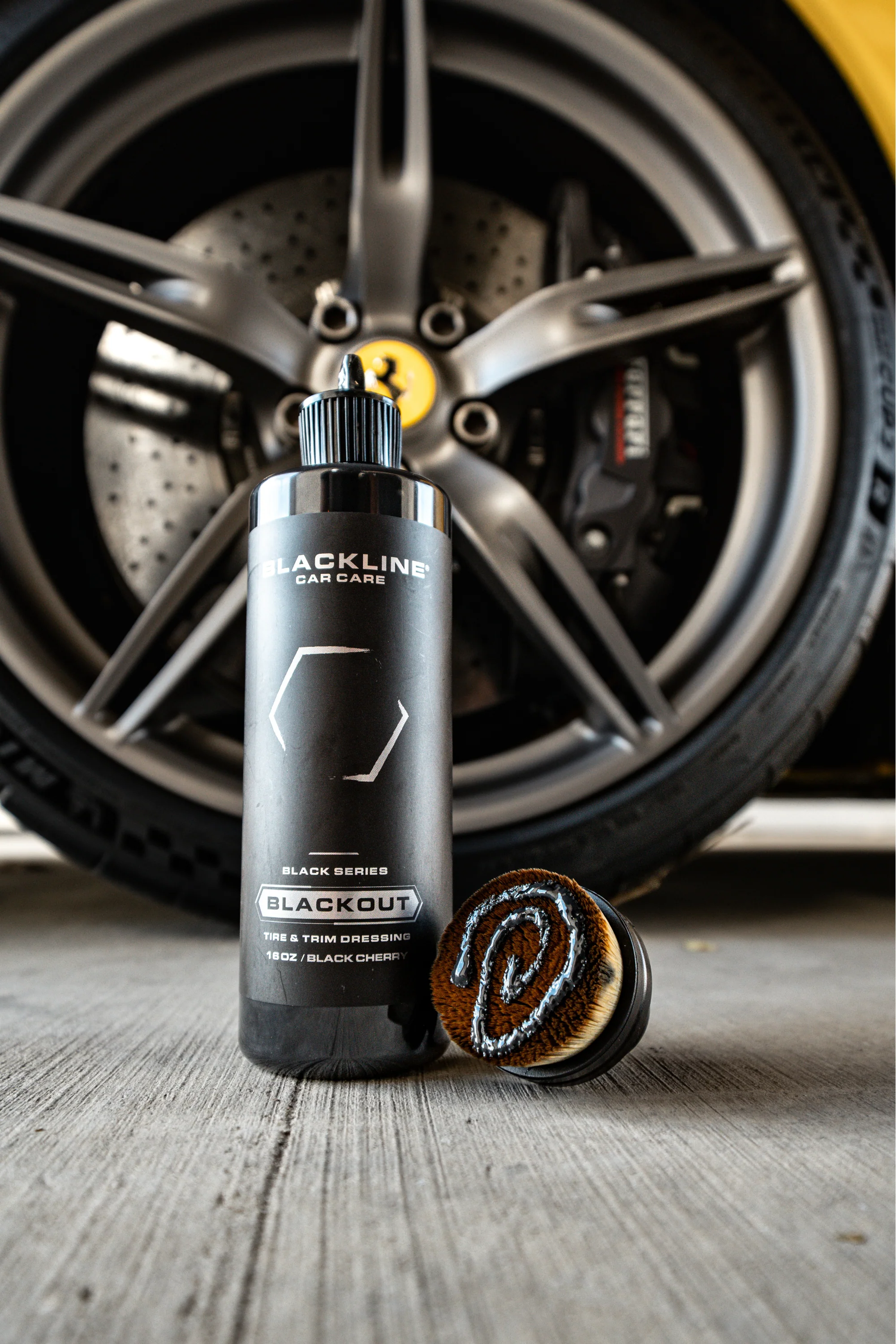 BLACKLINE® Blackout Tire & Trim Dressing - Image 4