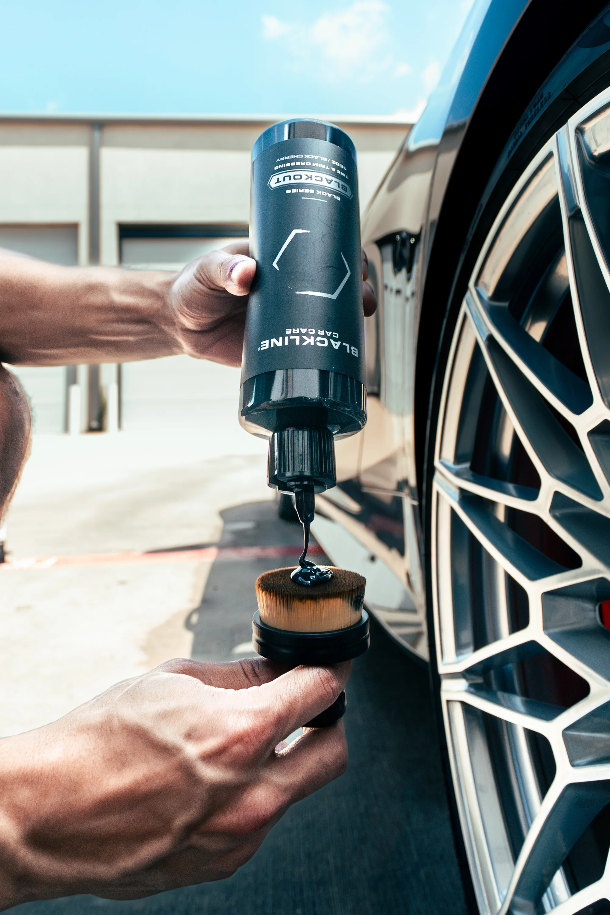BLACKLINE® Blackout Tire & Trim Dressing - Image 5