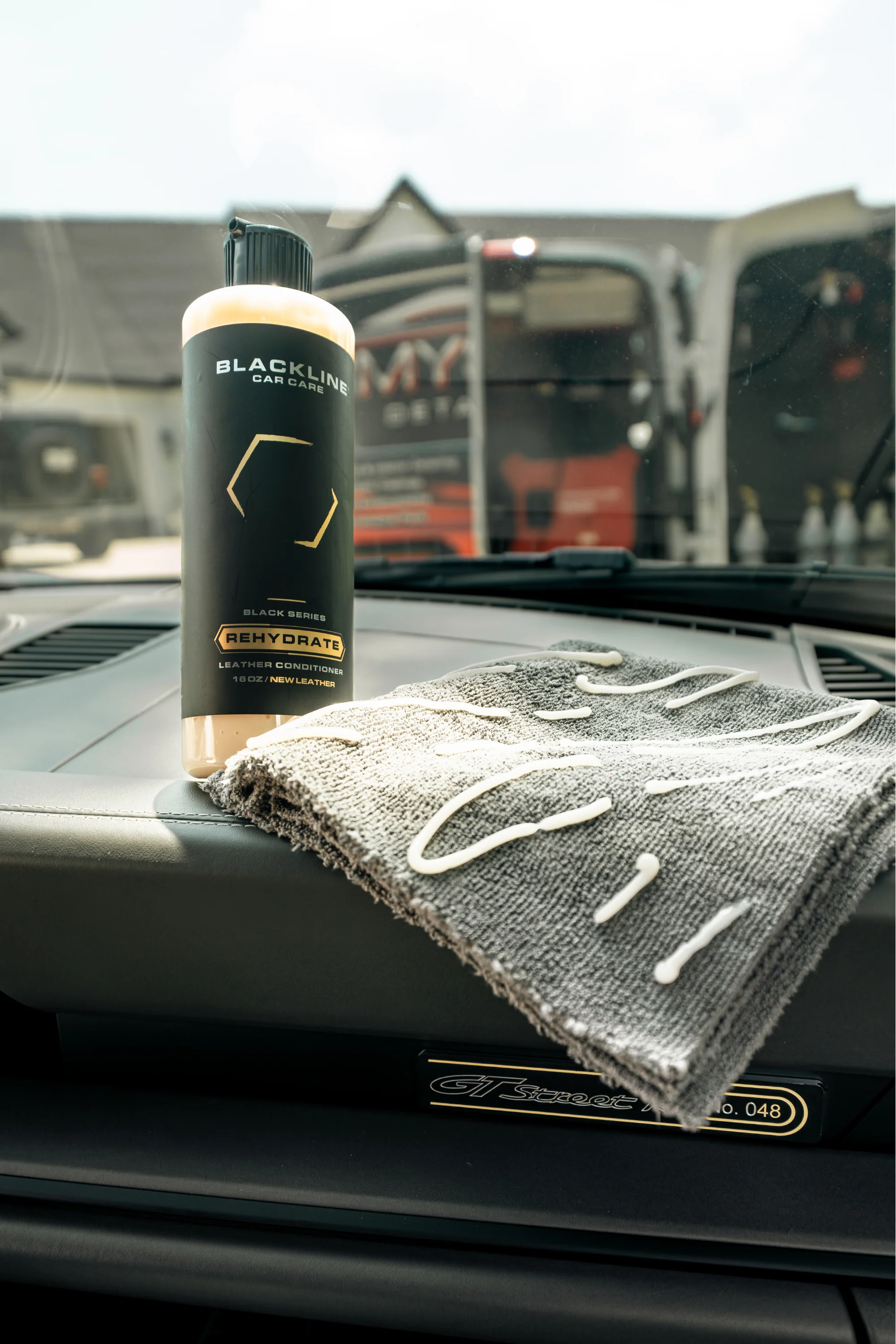 BLACKLINE® Leather Conditioner - Image 5