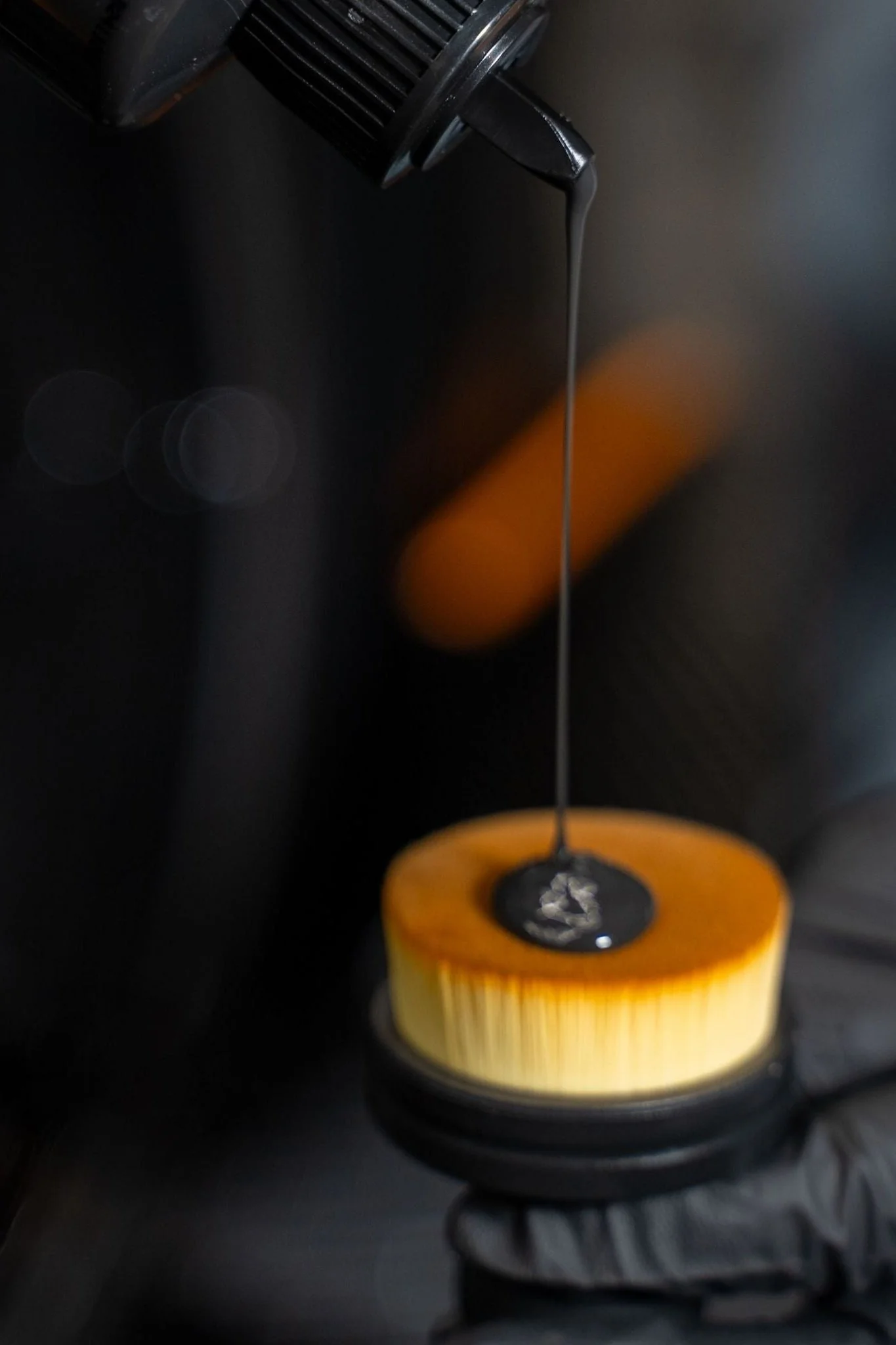 BLACKLINE® Tire Applicator Brush - Image 5