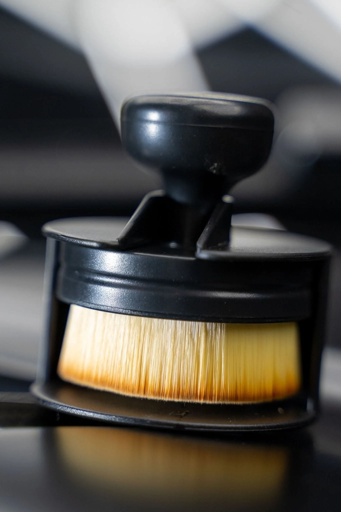 BLACKLINE® Tire Applicator Brush - Image 6