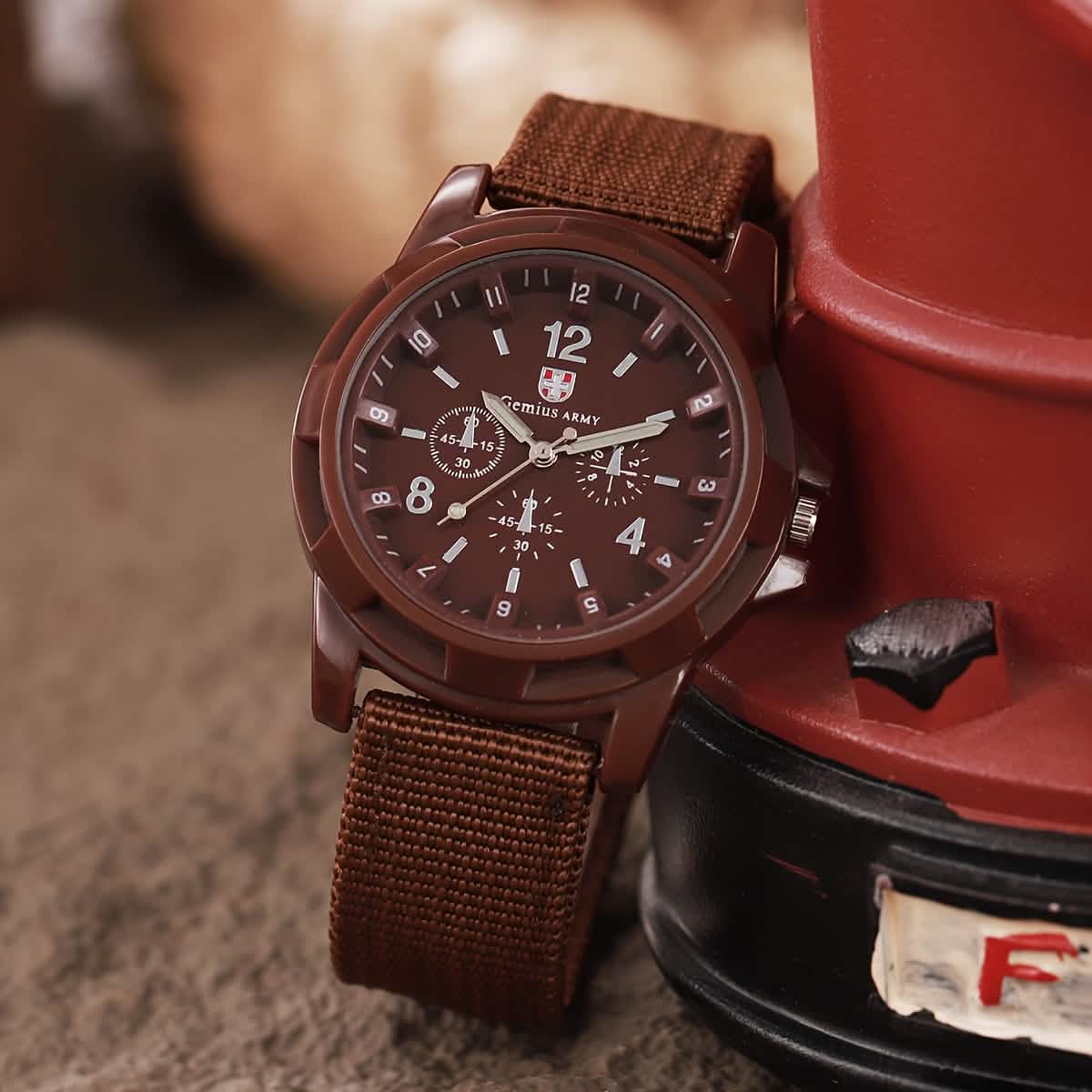 Men's Nylon Casual Sport Quartz Wrist Watch - Image 3
