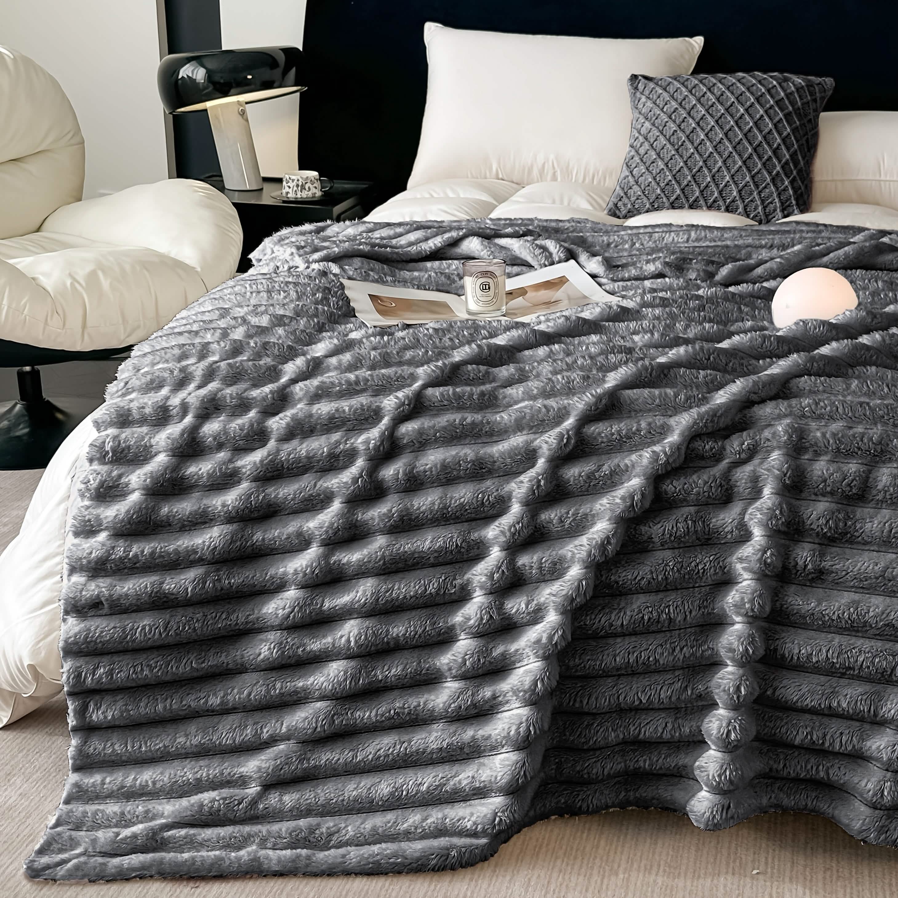 Ultra-Soft Double-Sided Fleece Blanket