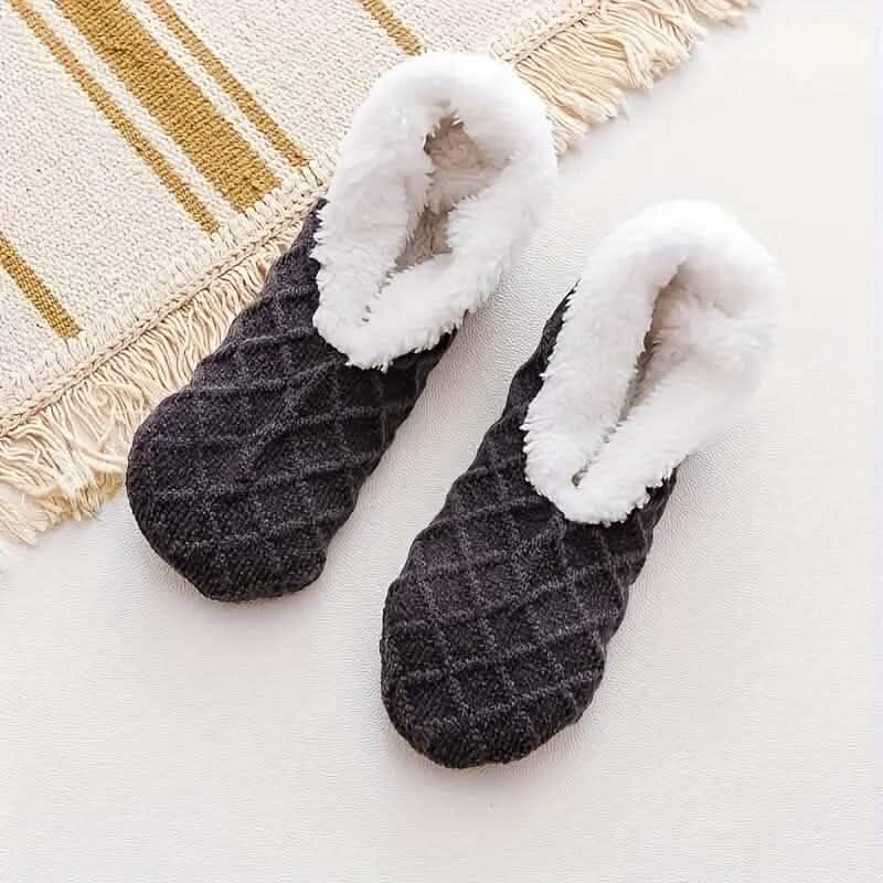 Women's Plush Lined Low Cut Socks - Image 3