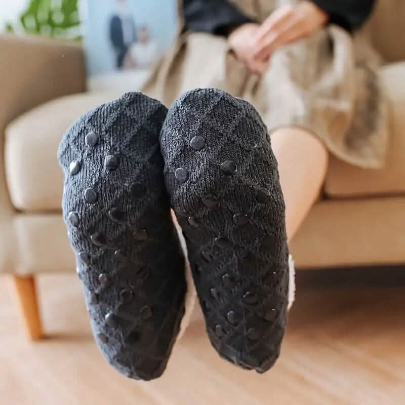 Women's Plush Lined Low Cut Socks - Image 7